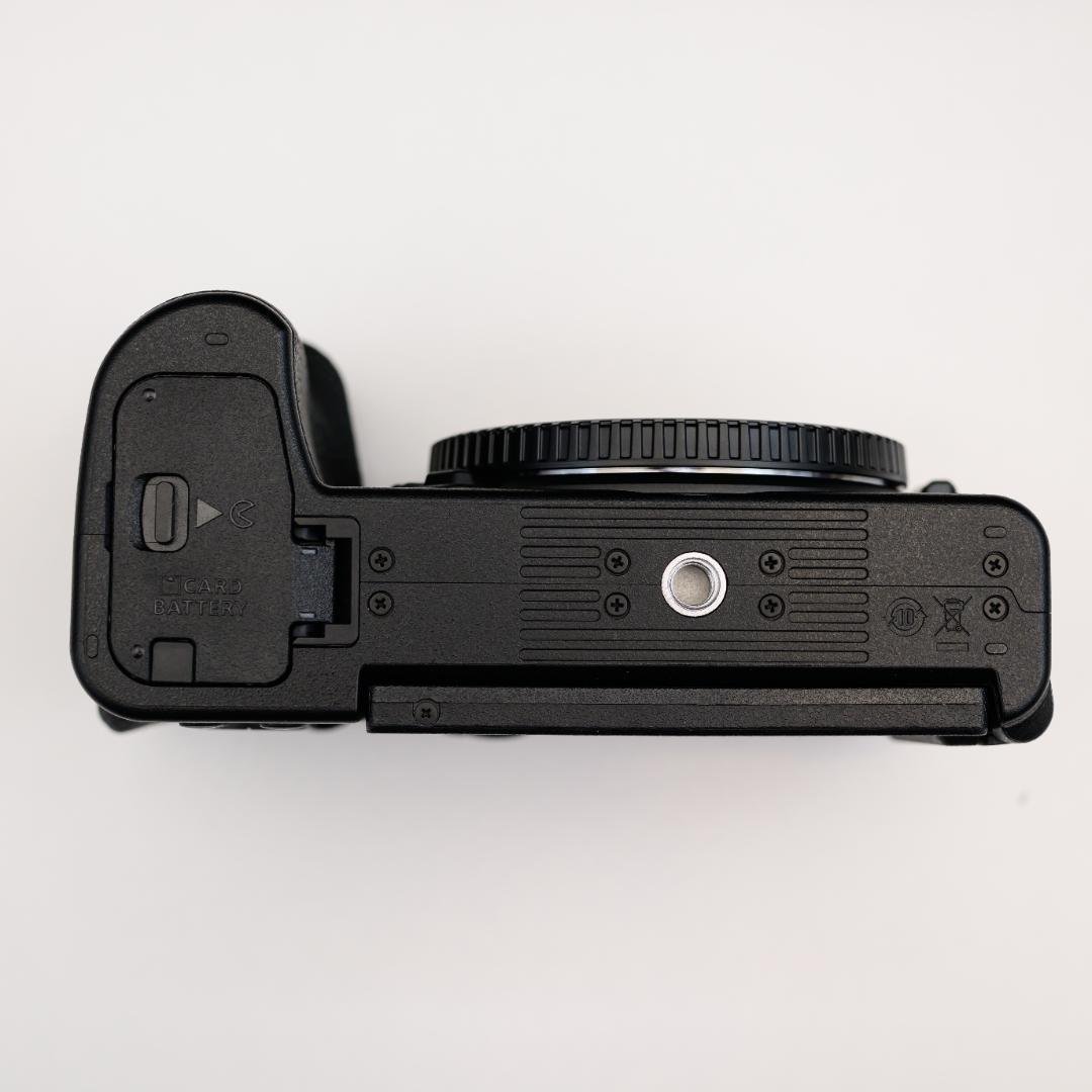 【超美品・保証期間内】Nikon ニコン Z 30 ボディ