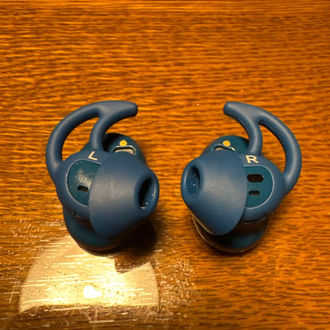 イヤホン Bose sports ear buds