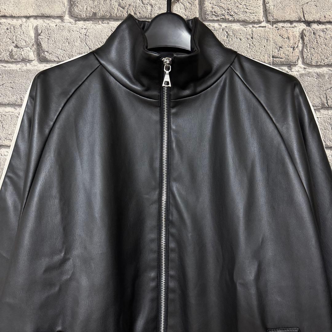 【美品】HARE　フェイクレザードルマントラックジャケット　ブラック　ブルゾン