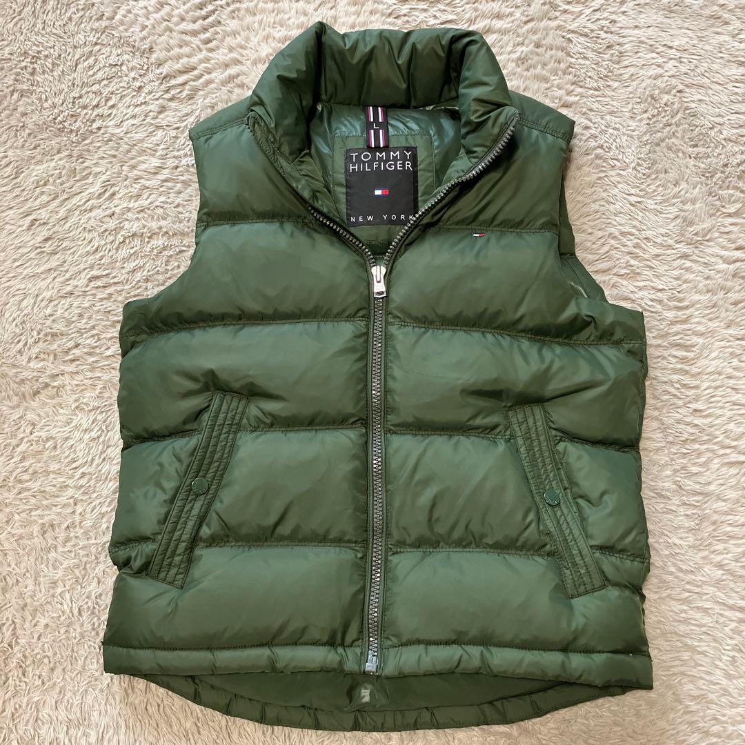 TOMY  ダウンベスト　Ｌ　新品未使用