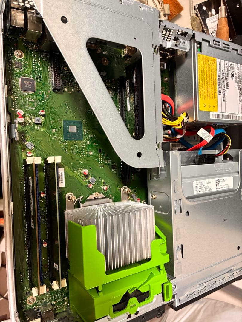 富士通 ESPRIMO FMVD43001　D588/B　i5 9500