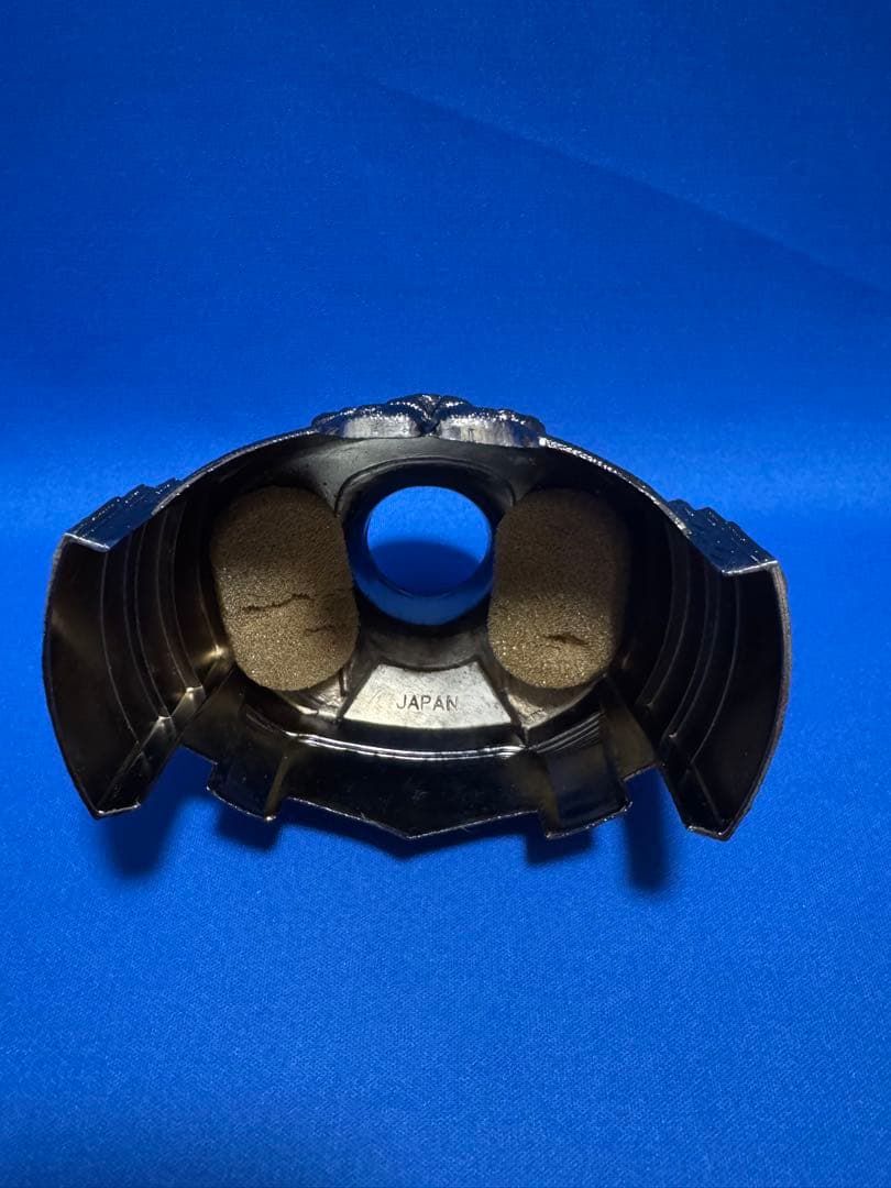 【貴重】ニッカウィスキー ボトルキャップ　カバー　 G&G 白 戦国武将 鎧兜