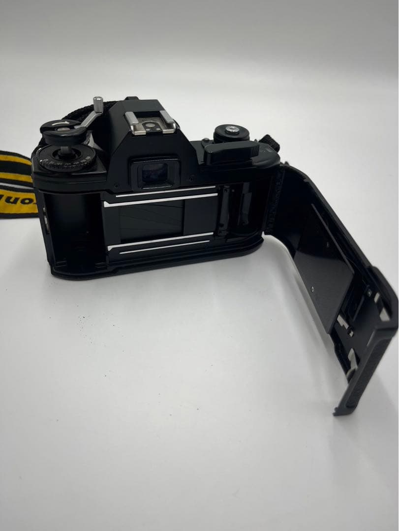 OD TOAN88　NIKON ニコン　EM フィルムカメラ