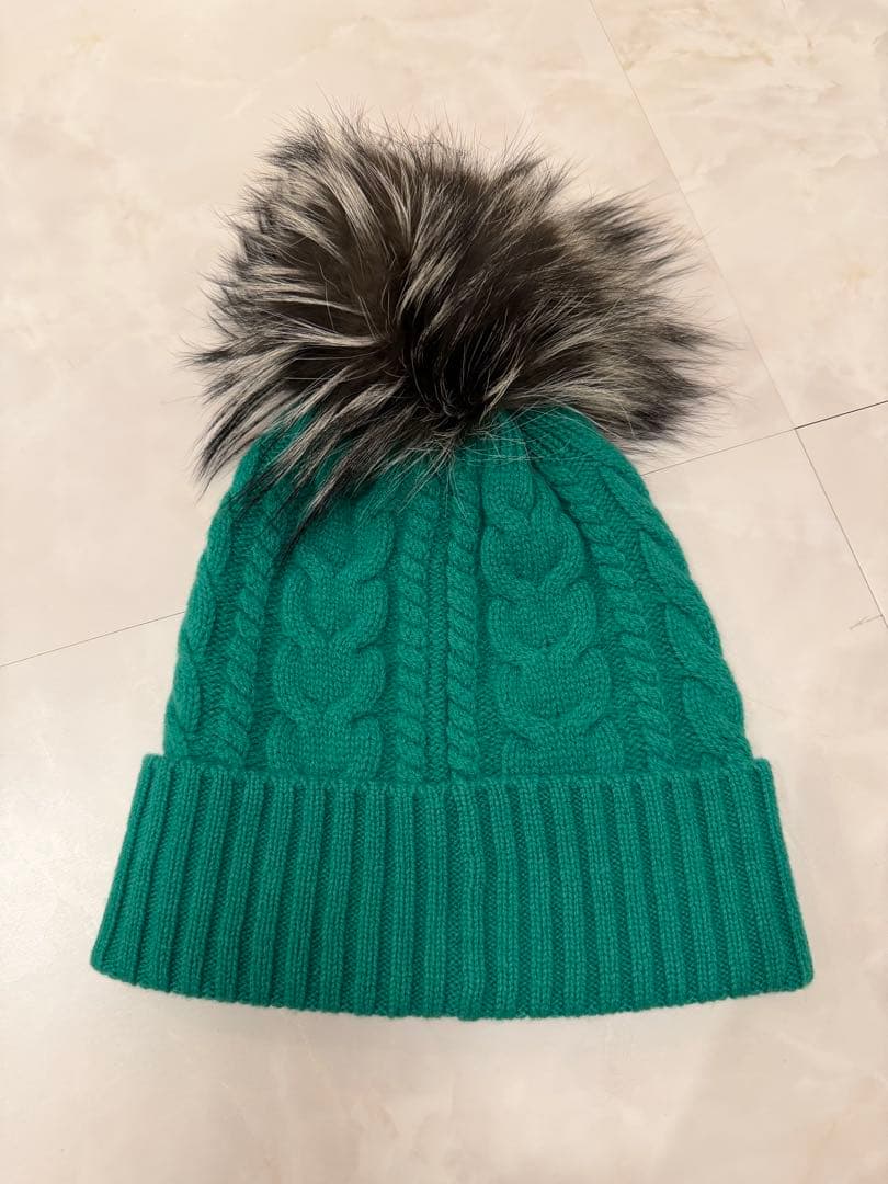 ひみつのあこちゃん‼️ モンクレール　グリーン ニット帽