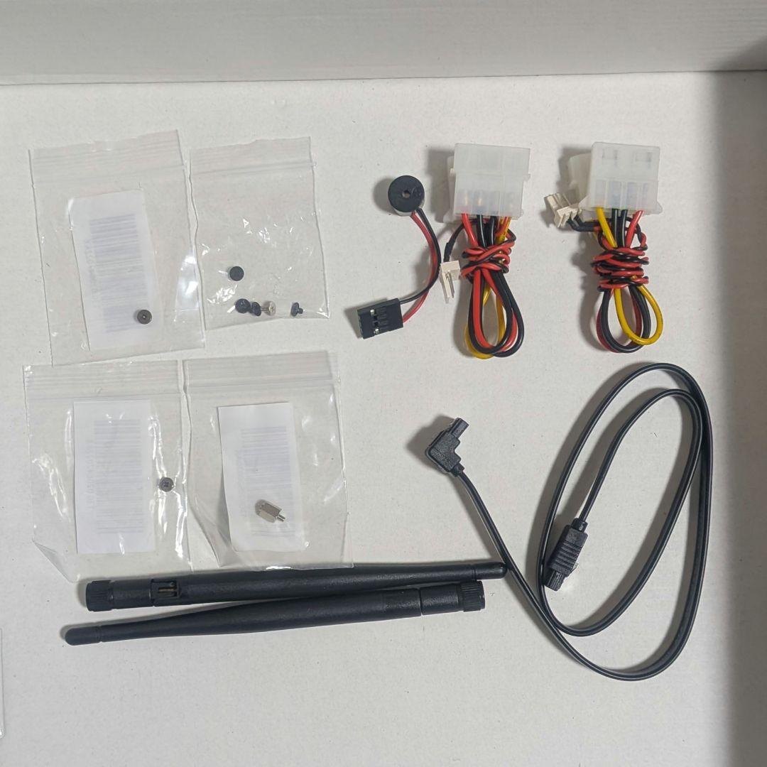 ASRock B760M PRO RS/D4 WiFi マザーボード