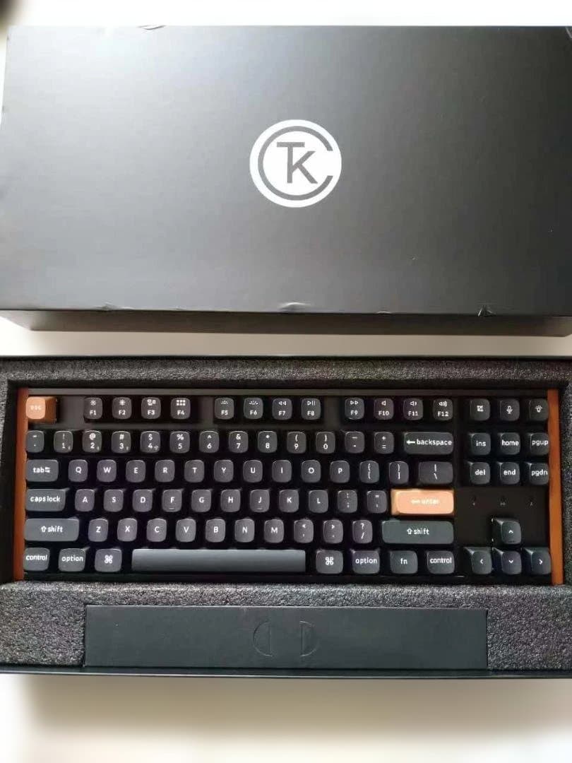 Keychron K8 HE US配列　ワイヤレスメカニカルキーボード