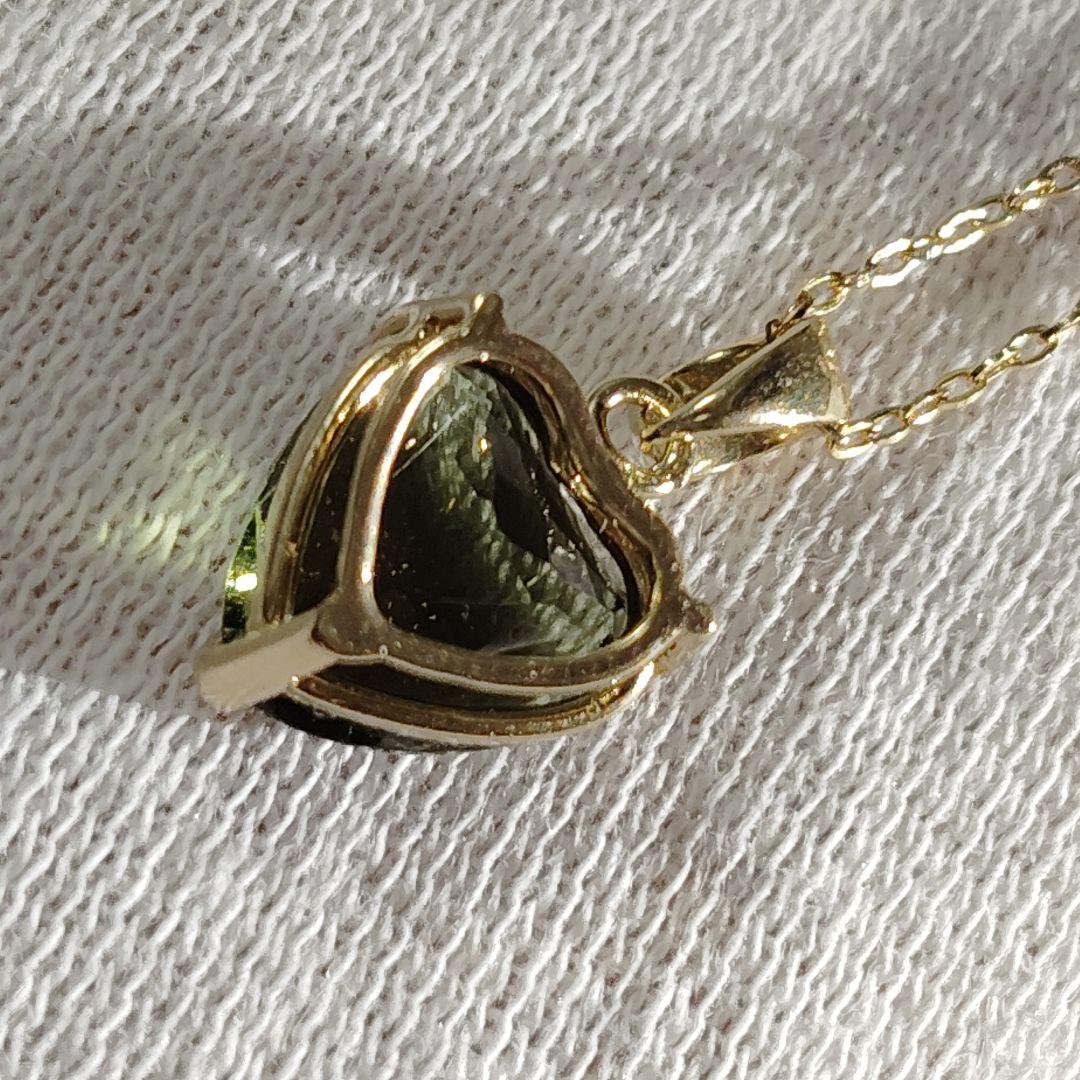 k18 モルダバイト ペンダントトップ 18金 ハート 隕石 チェーン無し