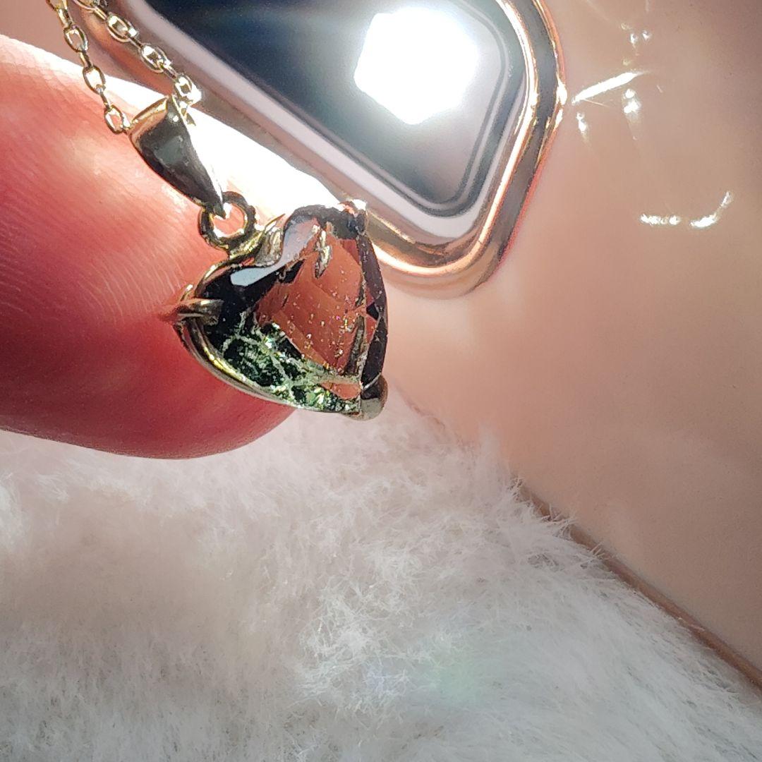 k18 モルダバイト ペンダントトップ 18金 ハート 隕石 チェーン無し