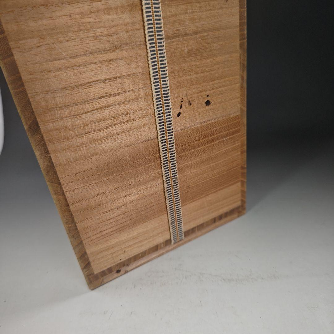 イ965 花瓶『廣瀬祐銅作』『唐銅製　2.6キロ　角獅子地紋　花入　花器　共箱』