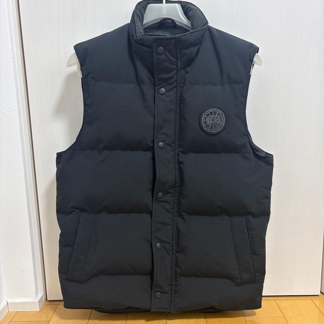 カナダグース　ブラックレーベル　ダウンベスト　M