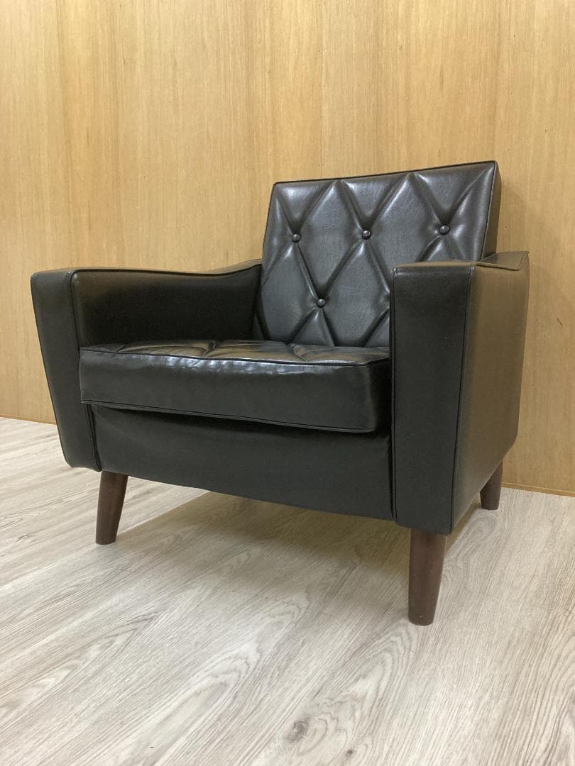 【カリモク】 ロビーチェア　 1人掛け　ソファ 　アームチェア 　黒