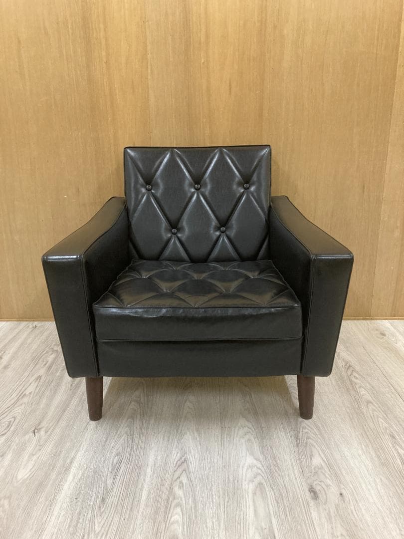【カリモク】 ロビーチェア　 1人掛け　ソファ 　アームチェア 　黒