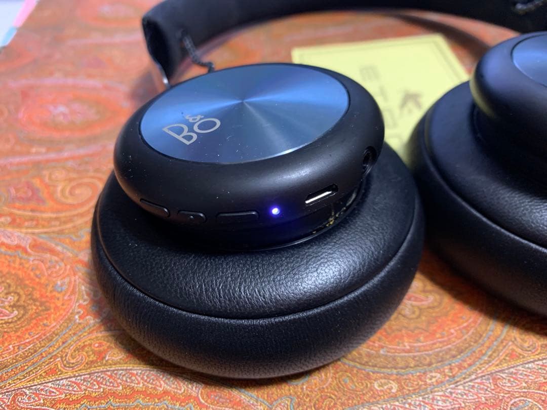 B&O ワイヤレスヘッドホンH4ブラック