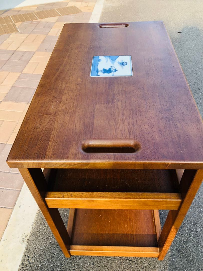 可愛い　木製キッチンワゴン 2段棚付き　石タイル