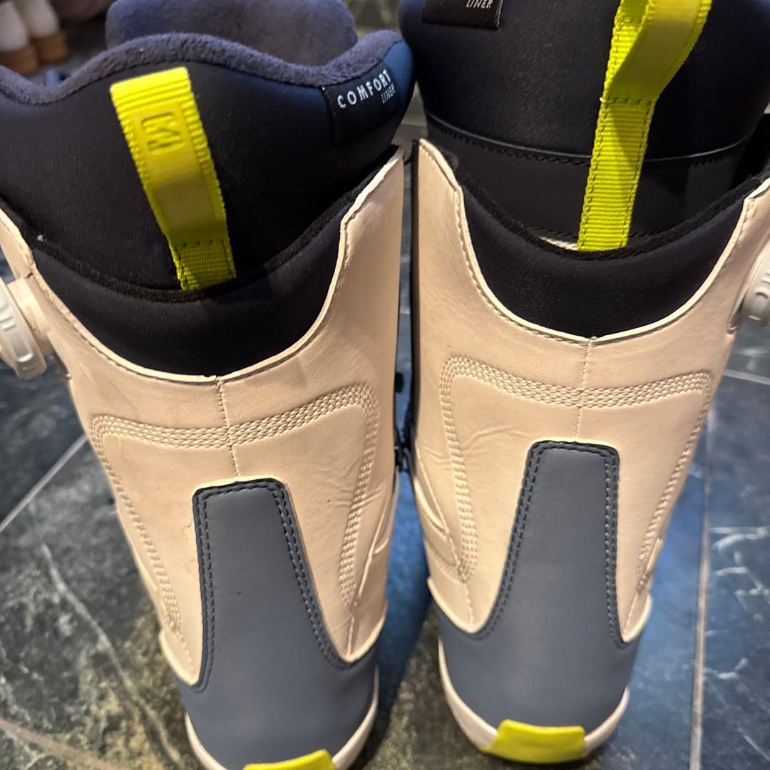 Salomon 女性用スノーボードブーツ