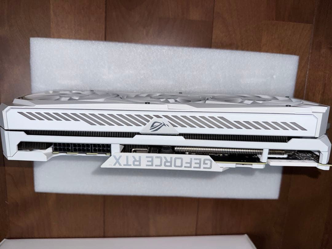 グラフィックボード・グラボ・ビデオカード ASUS ROG STRIX GeForce RTX 3090 24GB