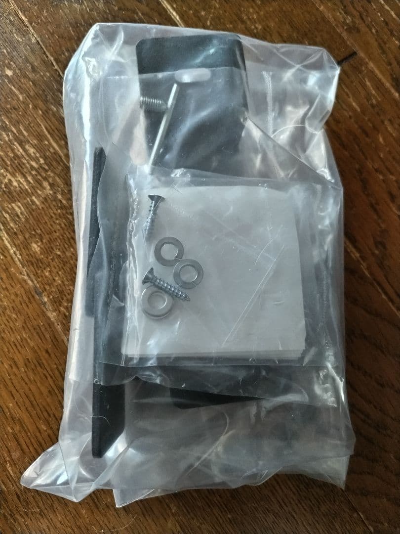 【美品】アイリスオーヤマ 突っ張り型キャットステップ 　ウォールナット