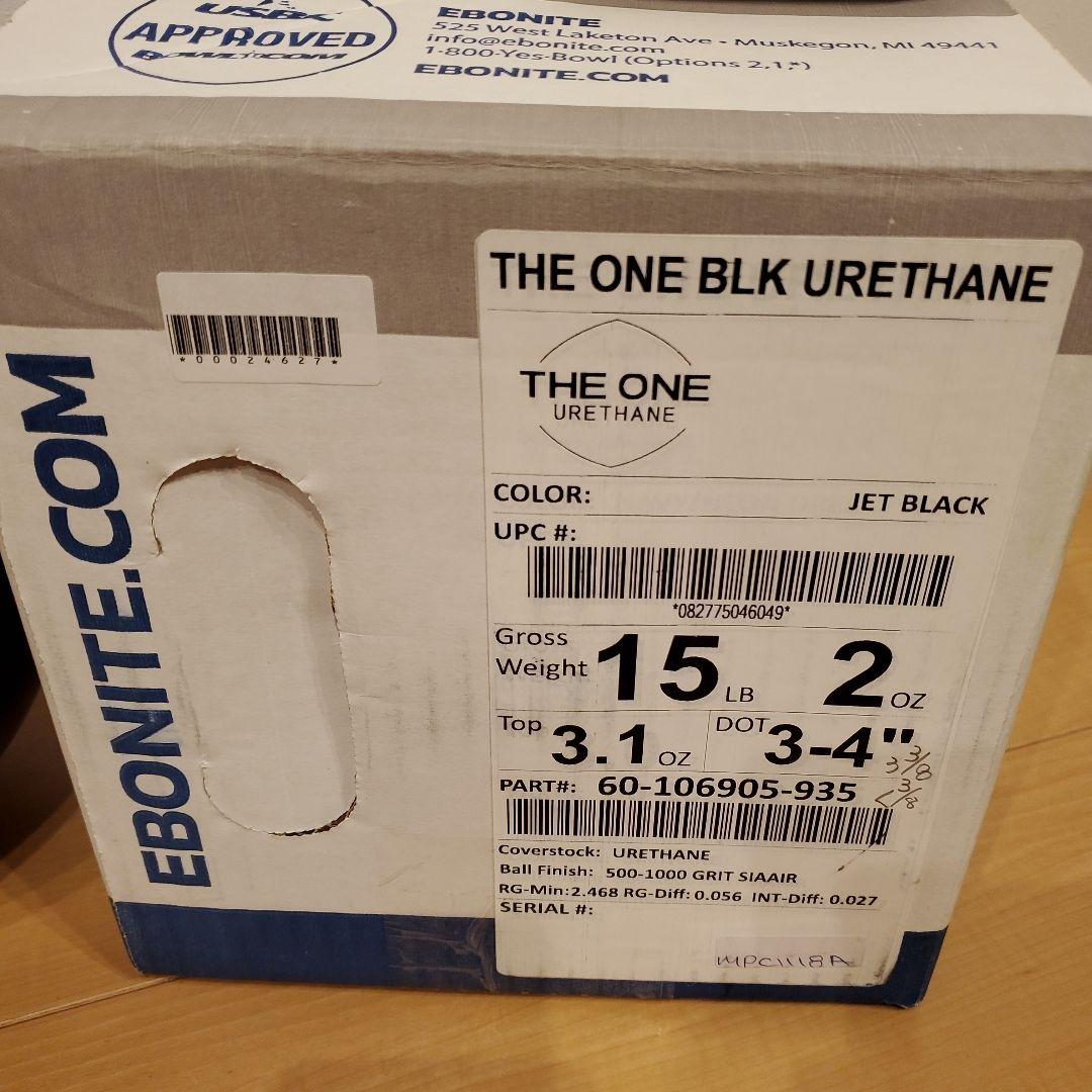 THE ONE BLACK URETHANE ボウリングボール15ポンド