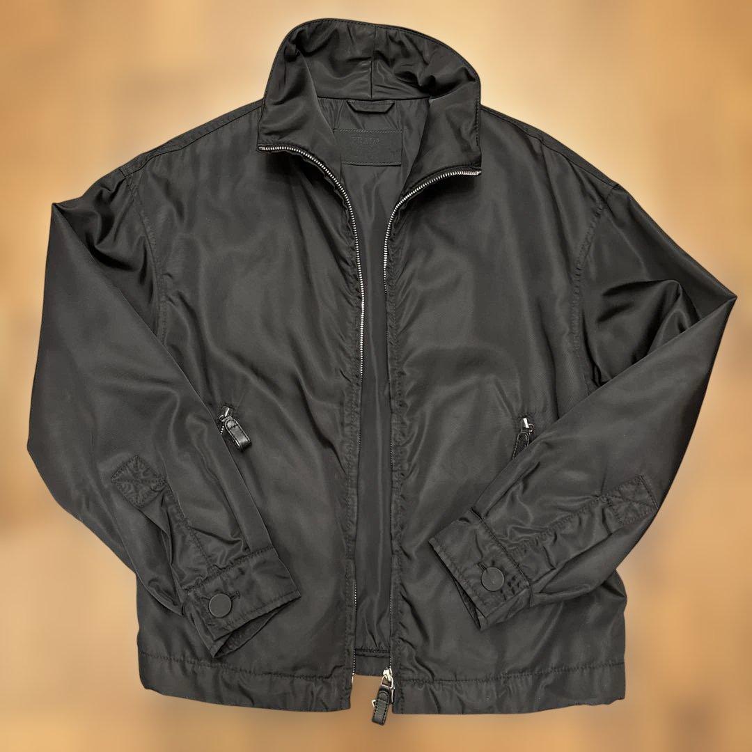 プラダ　ジャンパー