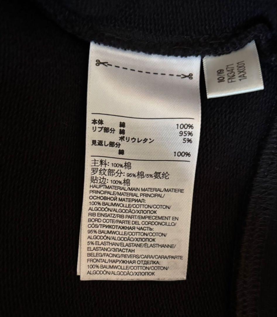 Y-3 ブラック フード付きパーカー【て】