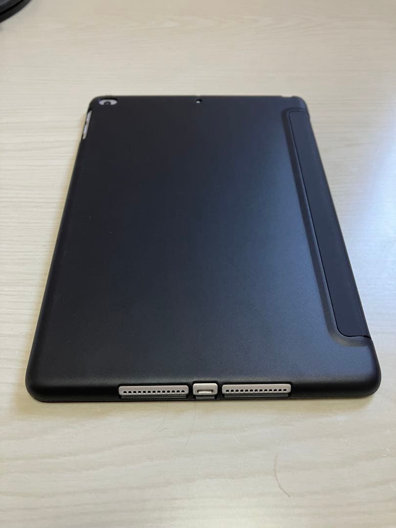 Apple iPad 第6世代 32gb