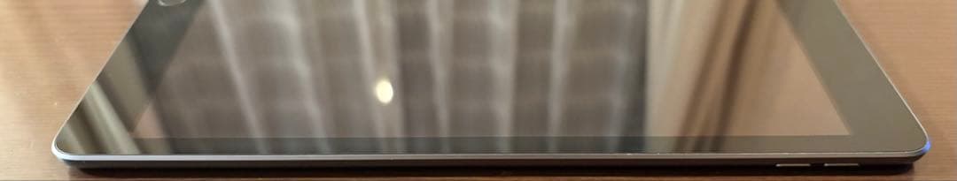 iPad 第8世代 32GB シルバー 中古 A2270 Apple