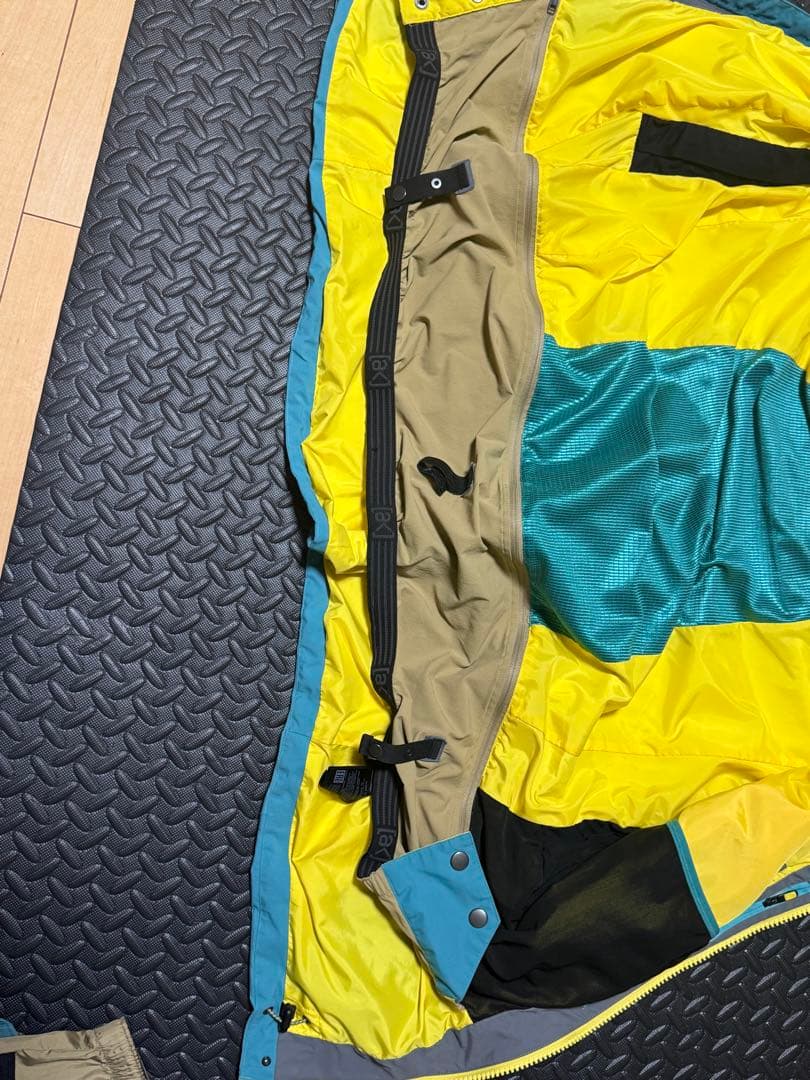 Burton ak GORE-TEX ウェア