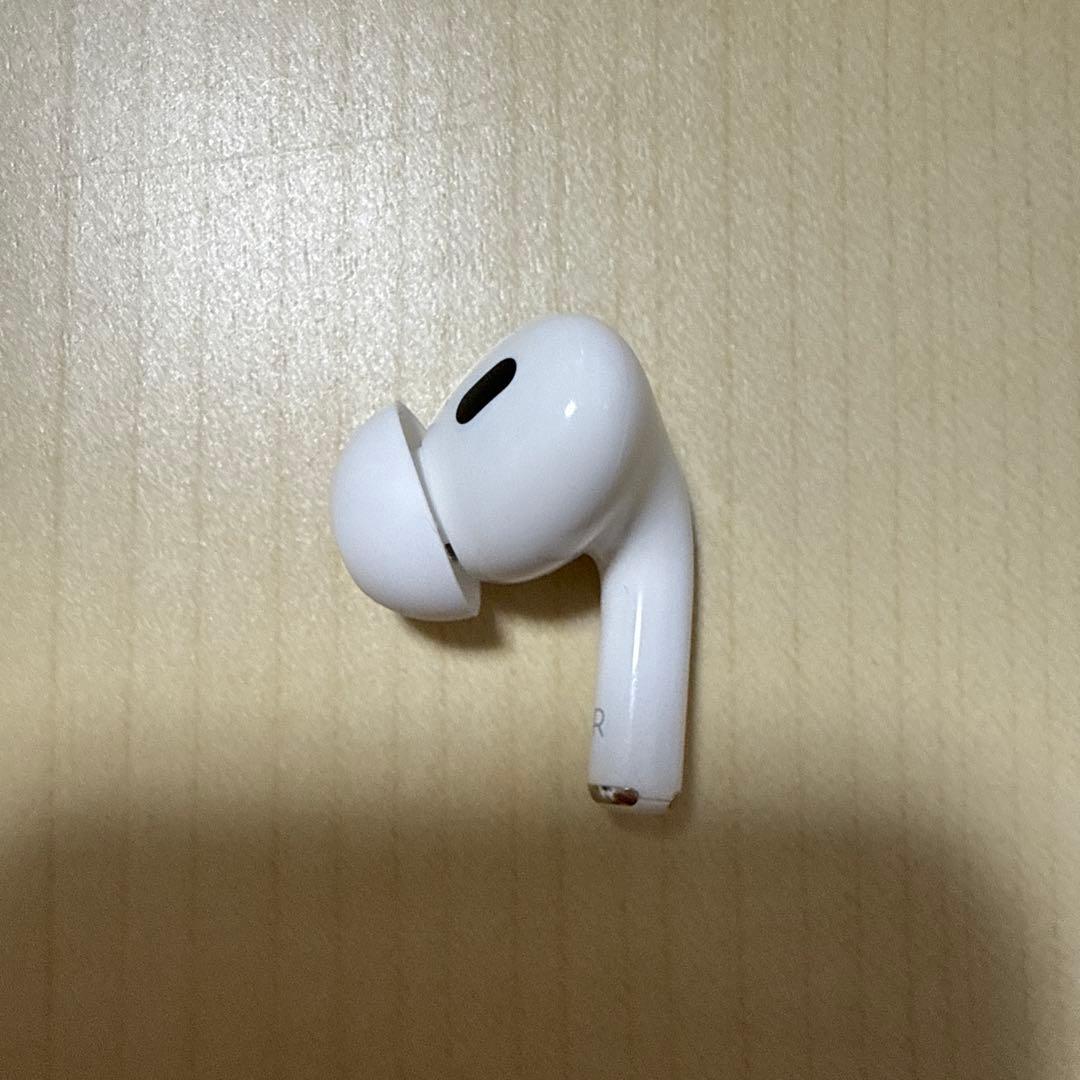 美品正規品　Apple AirPods Pro 第2世代 右耳のみ A3047