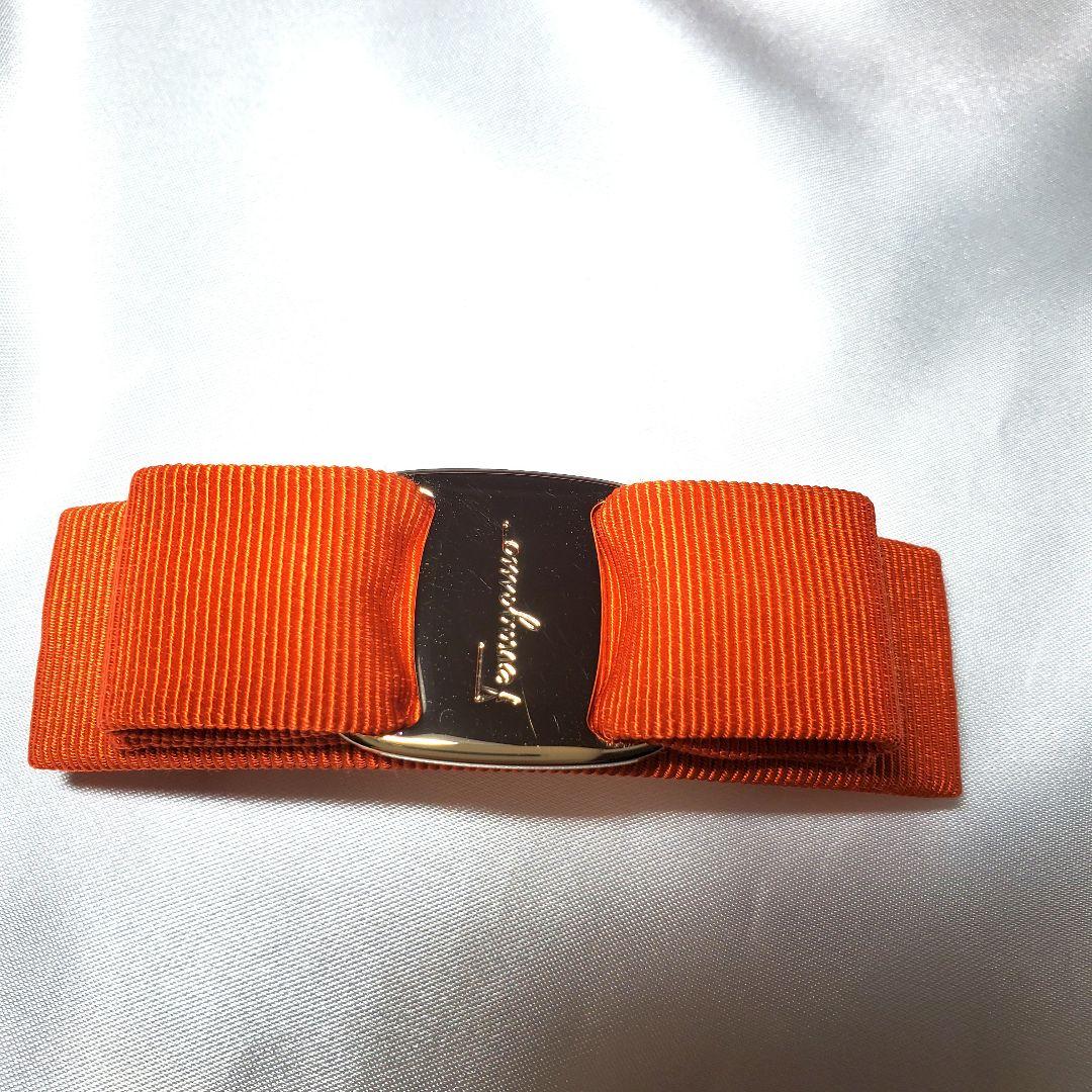 【極美品】箱・巾着つき☆フェラガモ バレッタ オレンジ×ゴールド h-014