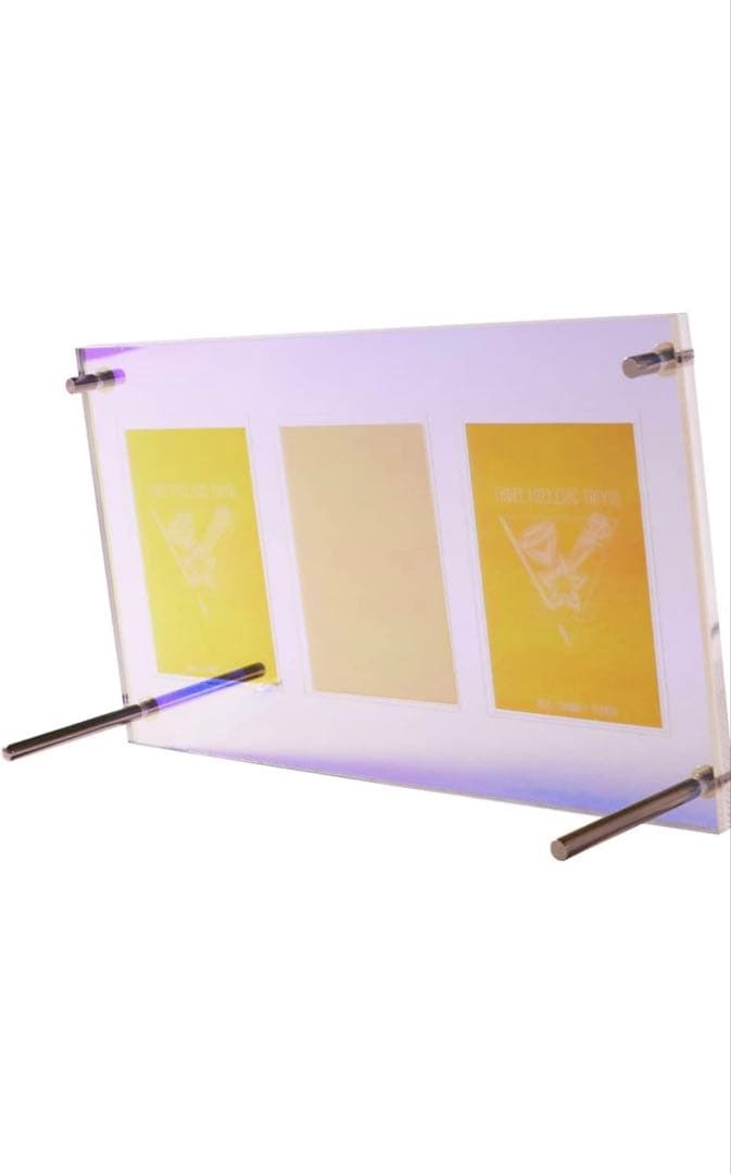 UVカット3連アクリル トレカカードスタンド 2個セット カードディスプレイ