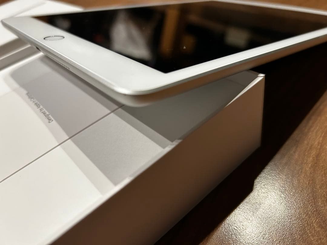 iPad 128GB 第7世代　wi-fi