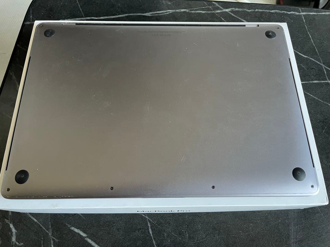 中*島様 MacBook Pro 2018
