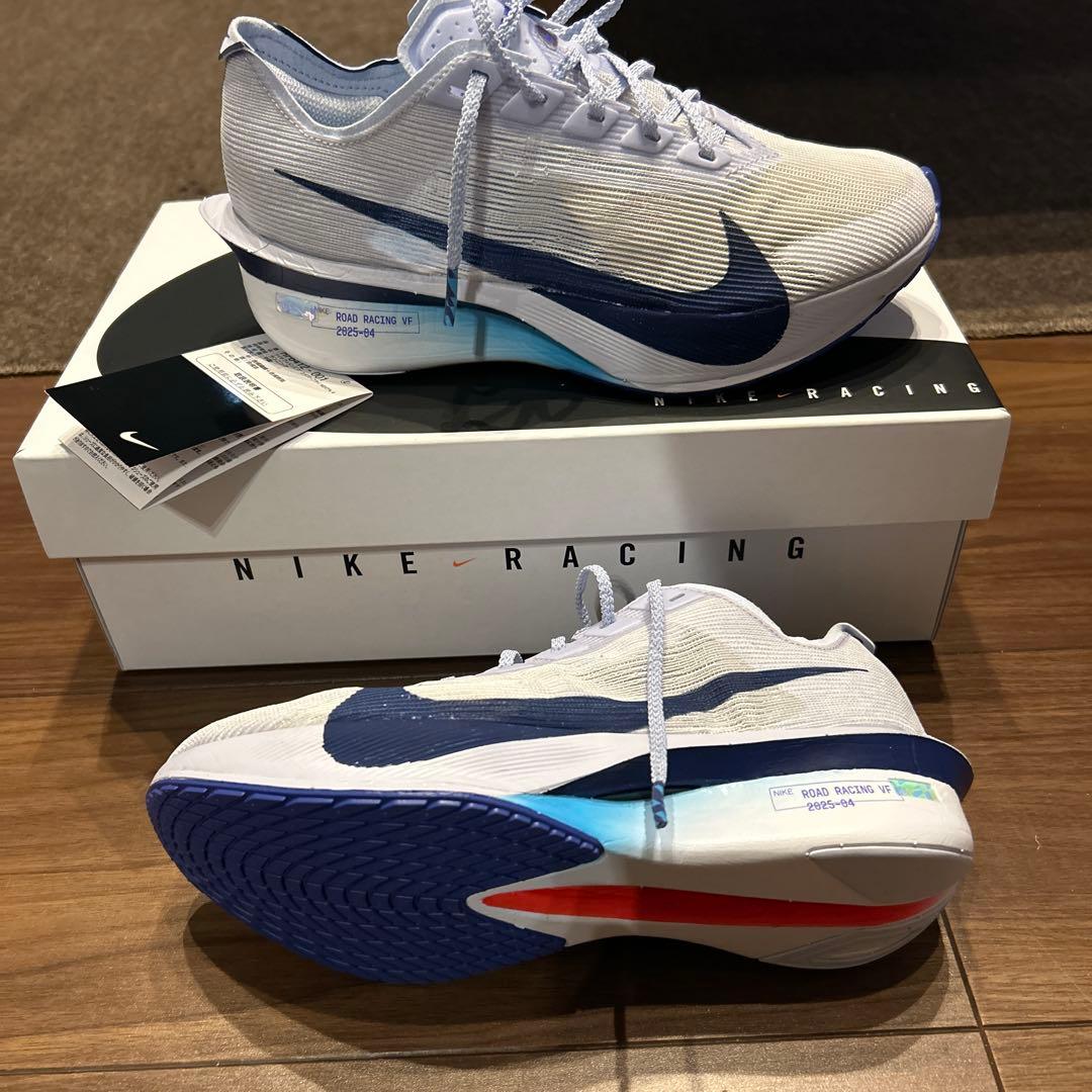 Nike Racing ランニングシューズ ホワイト/ネイビー