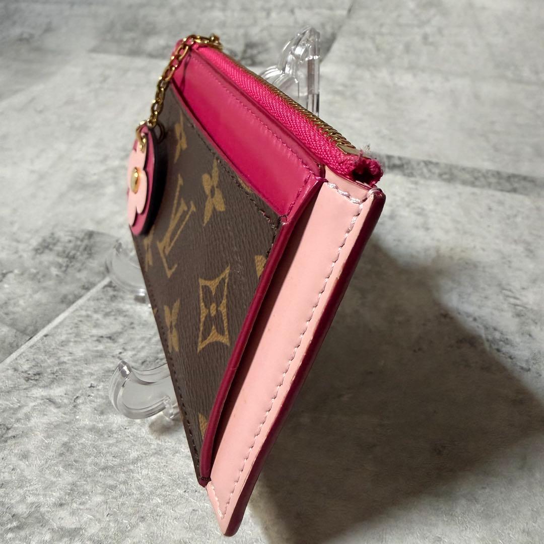 ルイヴィトン モノグラム ポルトカルト ジップ ケースフラワーピンク
