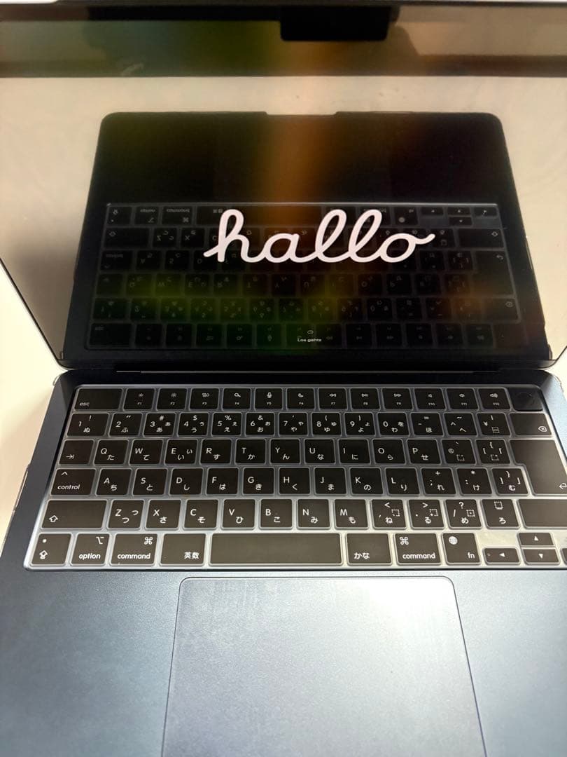 MacBook Air 13インチ　M2チップ