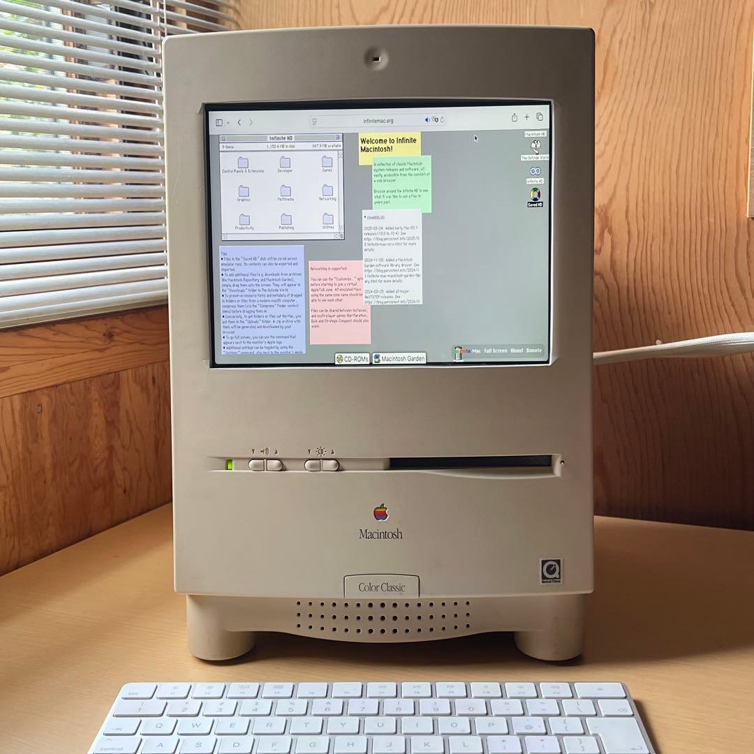 カラクラの筐体にiPadの液晶とHDMIコントローラーを組み込んだもの VESA