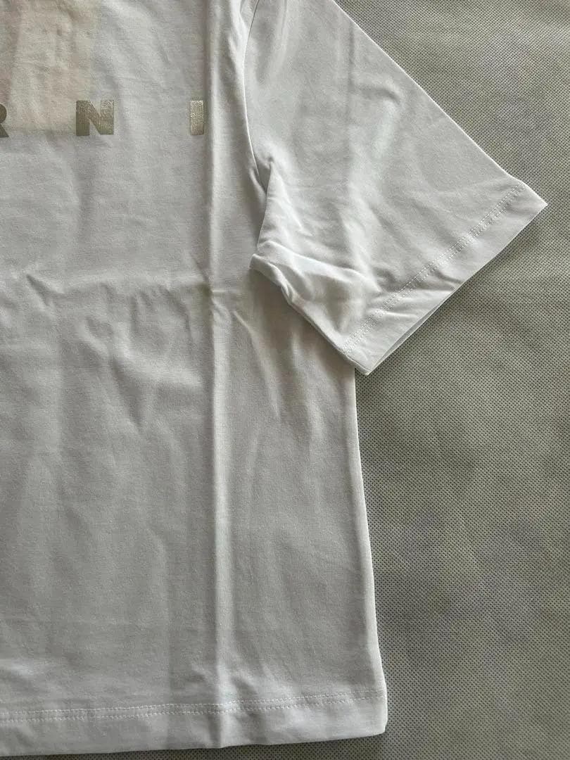 【新品】大人もOK MARNI kids ロゴプリント Tシャツ 12Y 半袖