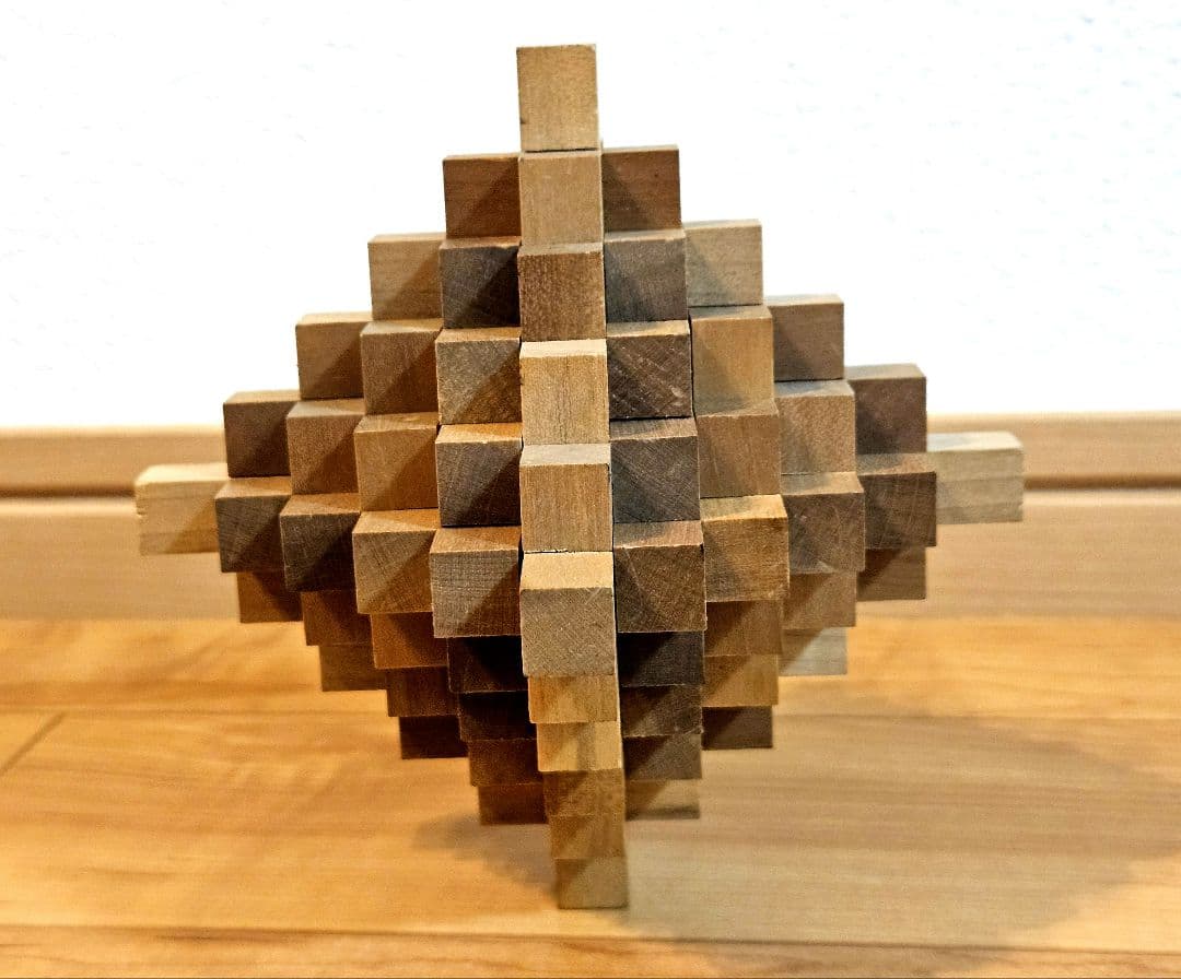山中組木工房　51本型組木 釘を使用しない木組みパズル