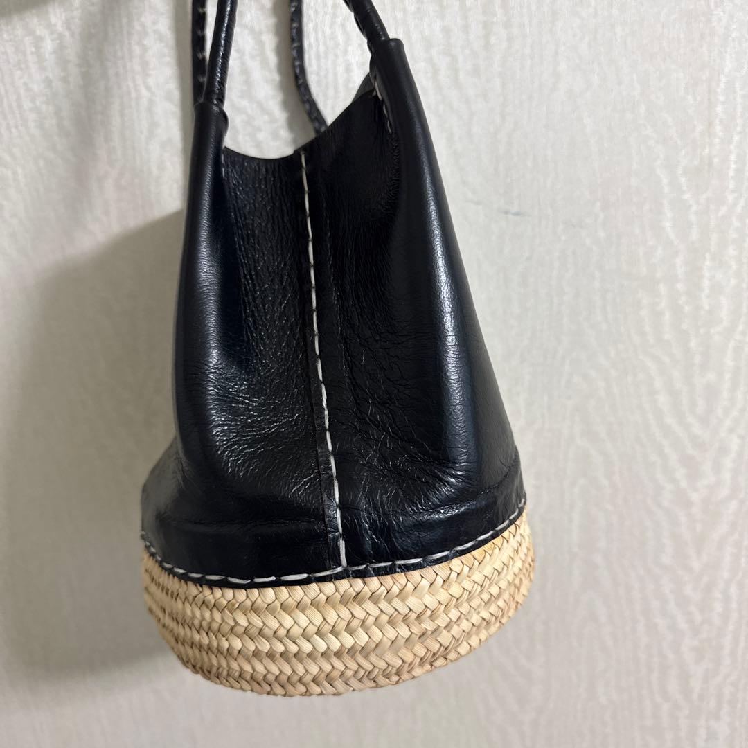 新品☆ワランワヤン ノスノス ムワイヤン☆本革 カゴバッグ【M】ブラック