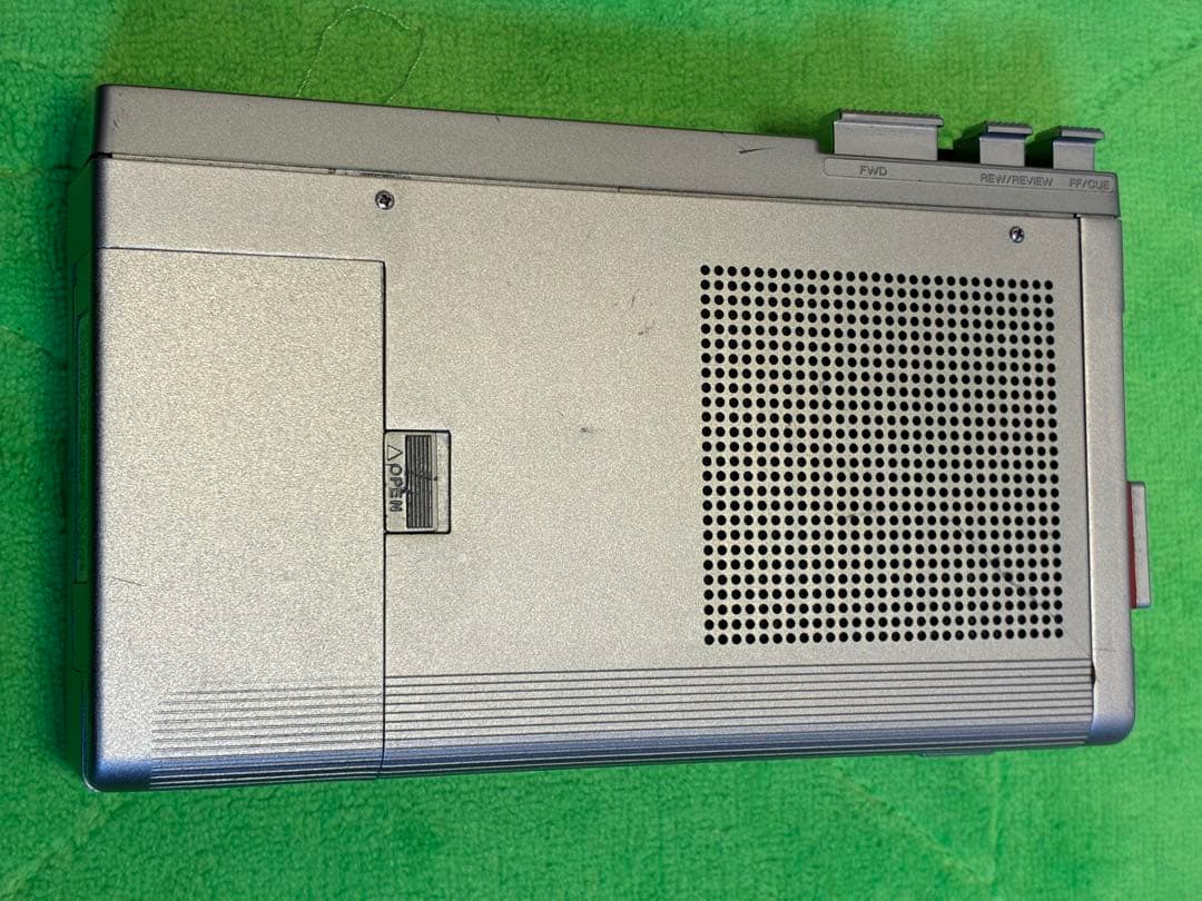 SONY カセットプレーヤー TCMー100 (プレスマン)