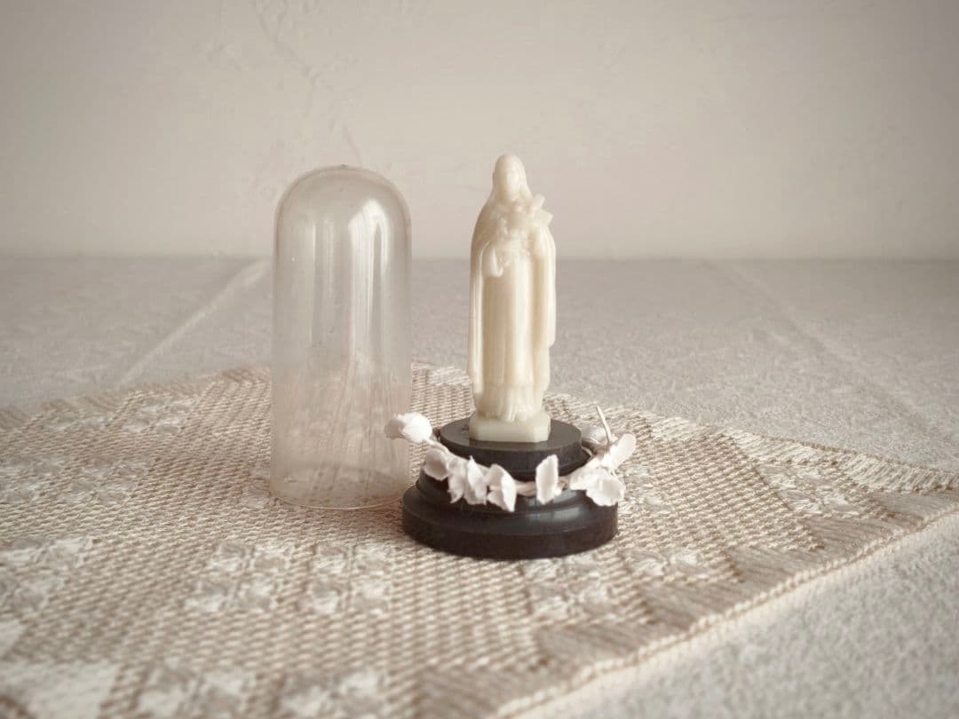 【チョコメルさま】vintage statue ❀ クリアドームと マリアさま