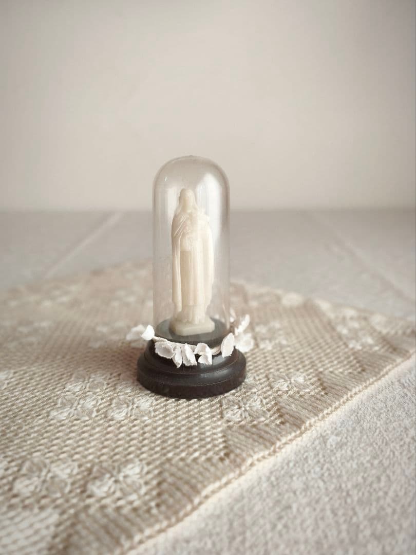 【チョコメルさま】vintage statue ❀ クリアドームと マリアさま