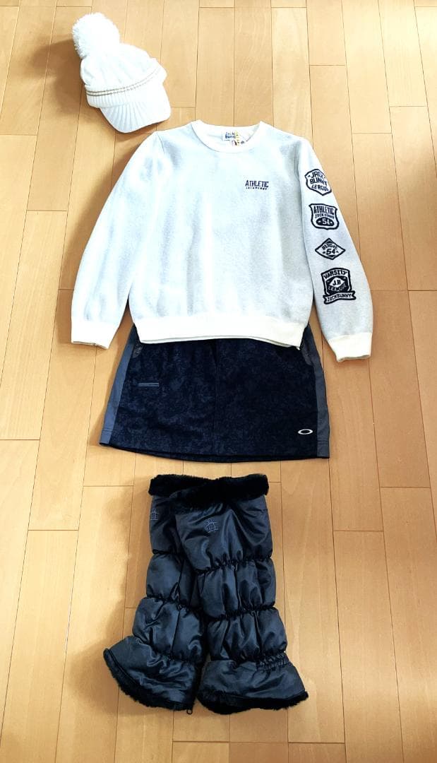 ★M.Kさま専用★ジャックバニー★防寒 蓄熱裏地付き！ロゴ入り 長袖セーター★