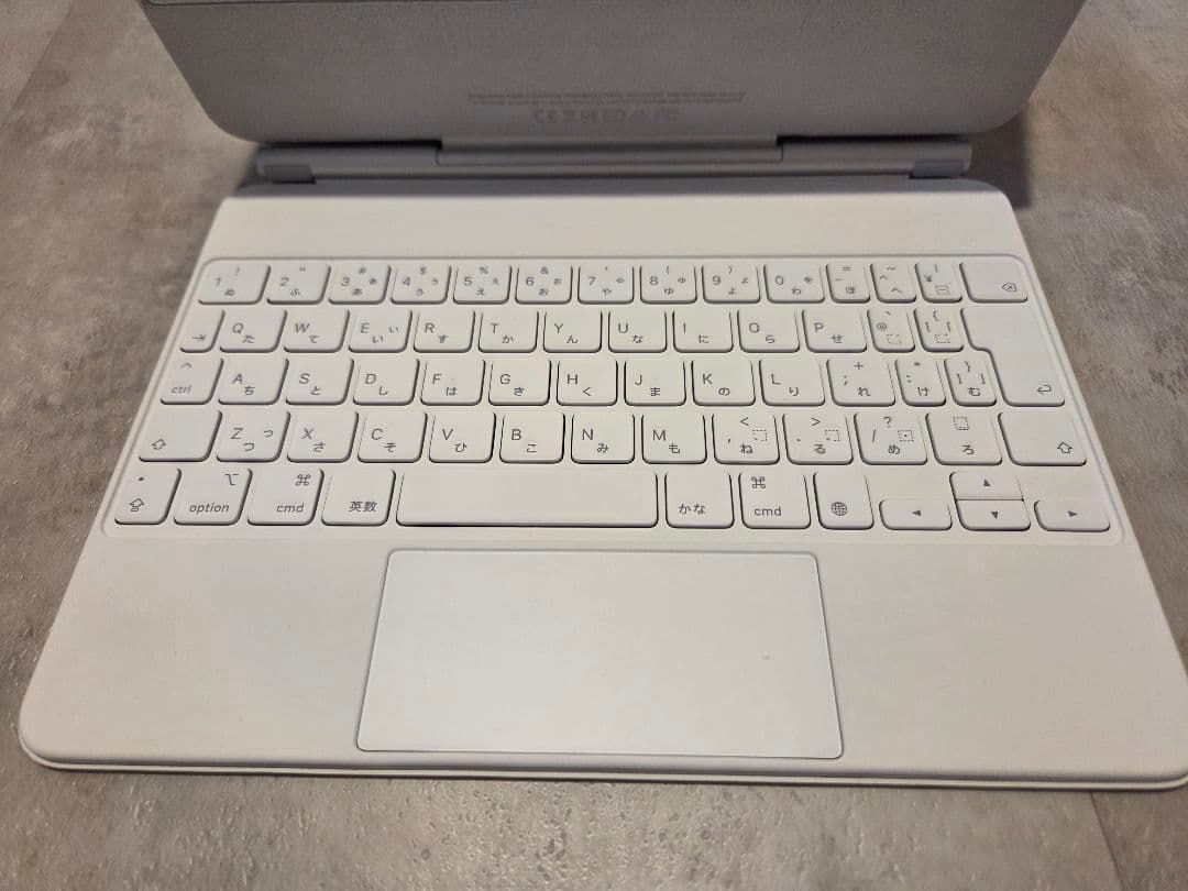 【美品】Apple iPad Magic Keyboard 日本語配列
