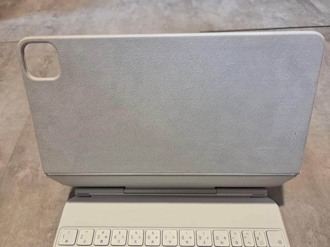 【美品】Apple iPad Magic Keyboard 日本語配列
