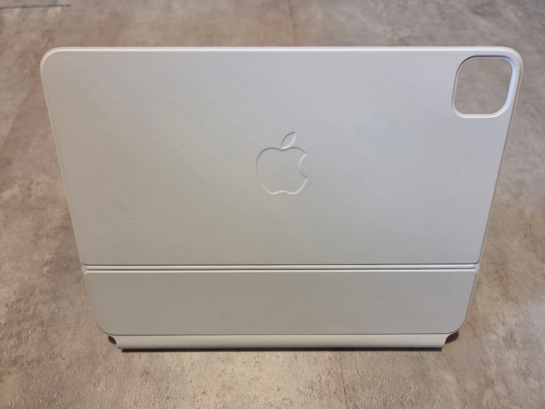 【美品】Apple iPad Magic Keyboard 日本語配列