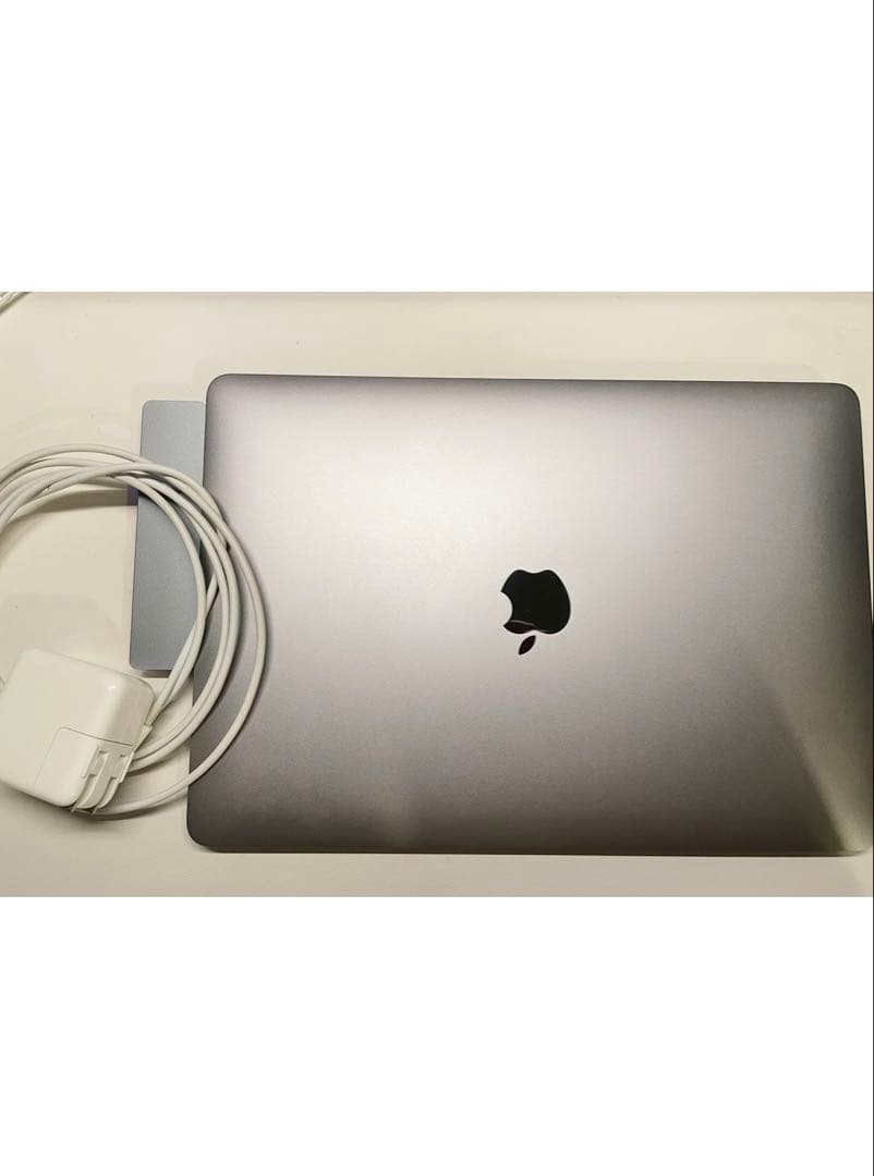 【美品】Apple MacBook Air シルバー 充電器・USBハブ 8GB