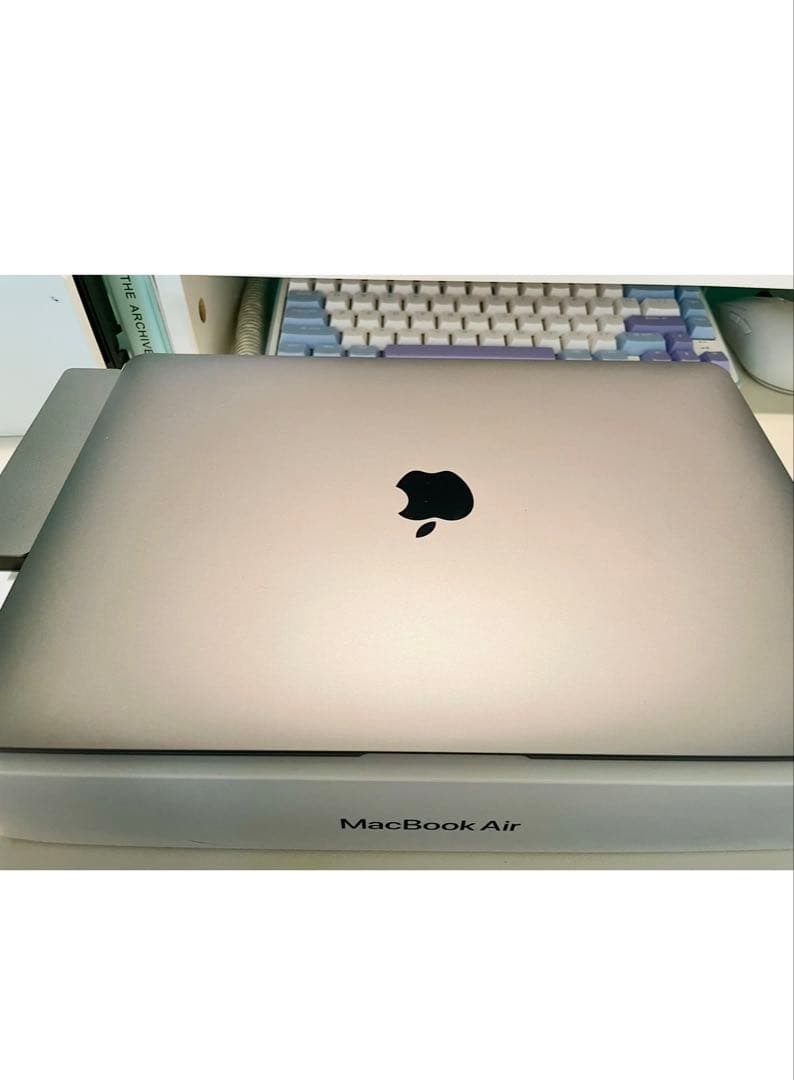 【美品】Apple MacBook Air シルバー 充電器・USBハブ 8GB