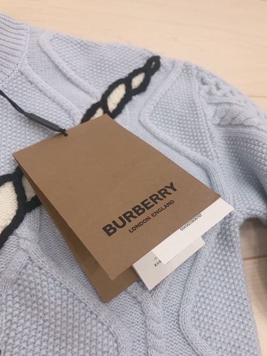 定価　7万　Burberry キッズ　バーバリー　ニット　ワンピース　10Y
