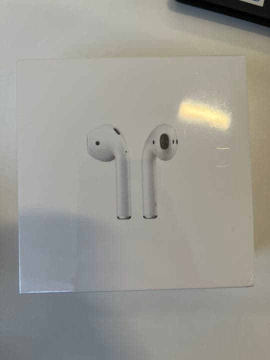 付属品完備Apple AirPods 第二世代　正規品　本体　MV7N2J/A